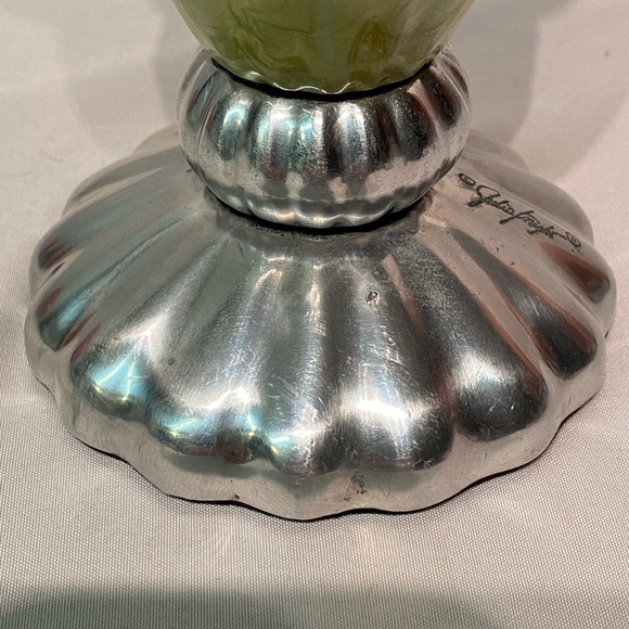 SIGNED Julia Knight  PEONY-KIWI 7" Vase Light Green & Sand Cast Aluminum HTF - Picture 7 of 9